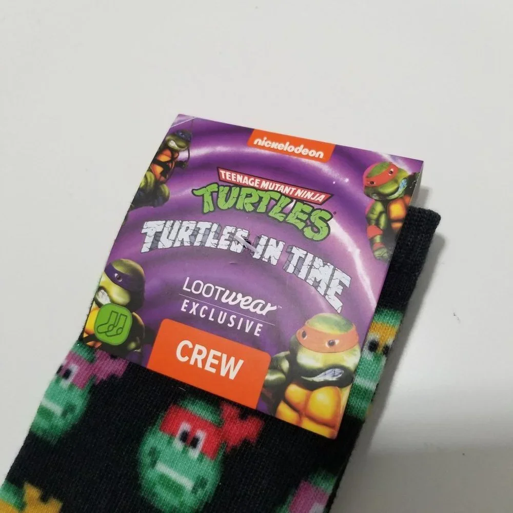 NWT Nickelodeon Teenage Mutant Ninja Turtles Turtles in TIme Crew Socks Size 6 -